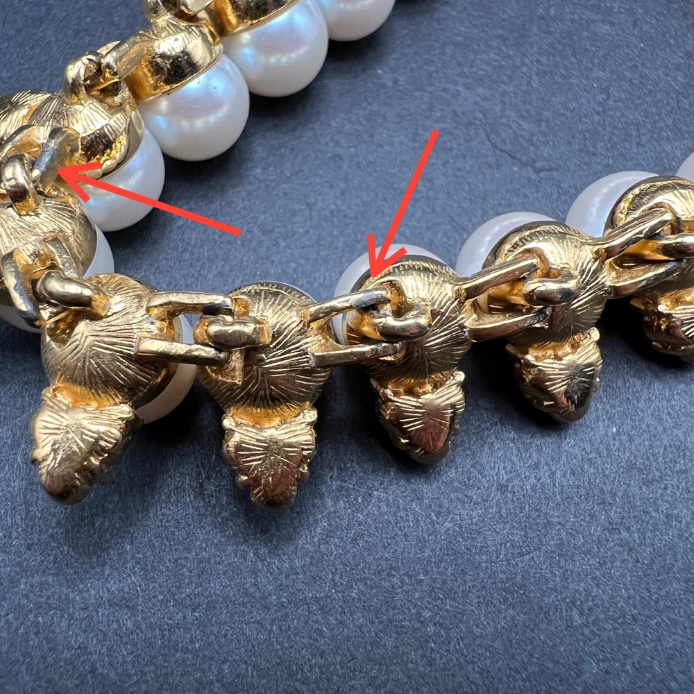 Vintage Faux Pearl Rhinestone Choker Necklace Gold Tone Elegant Classic Coquette - Picture 6 of 9